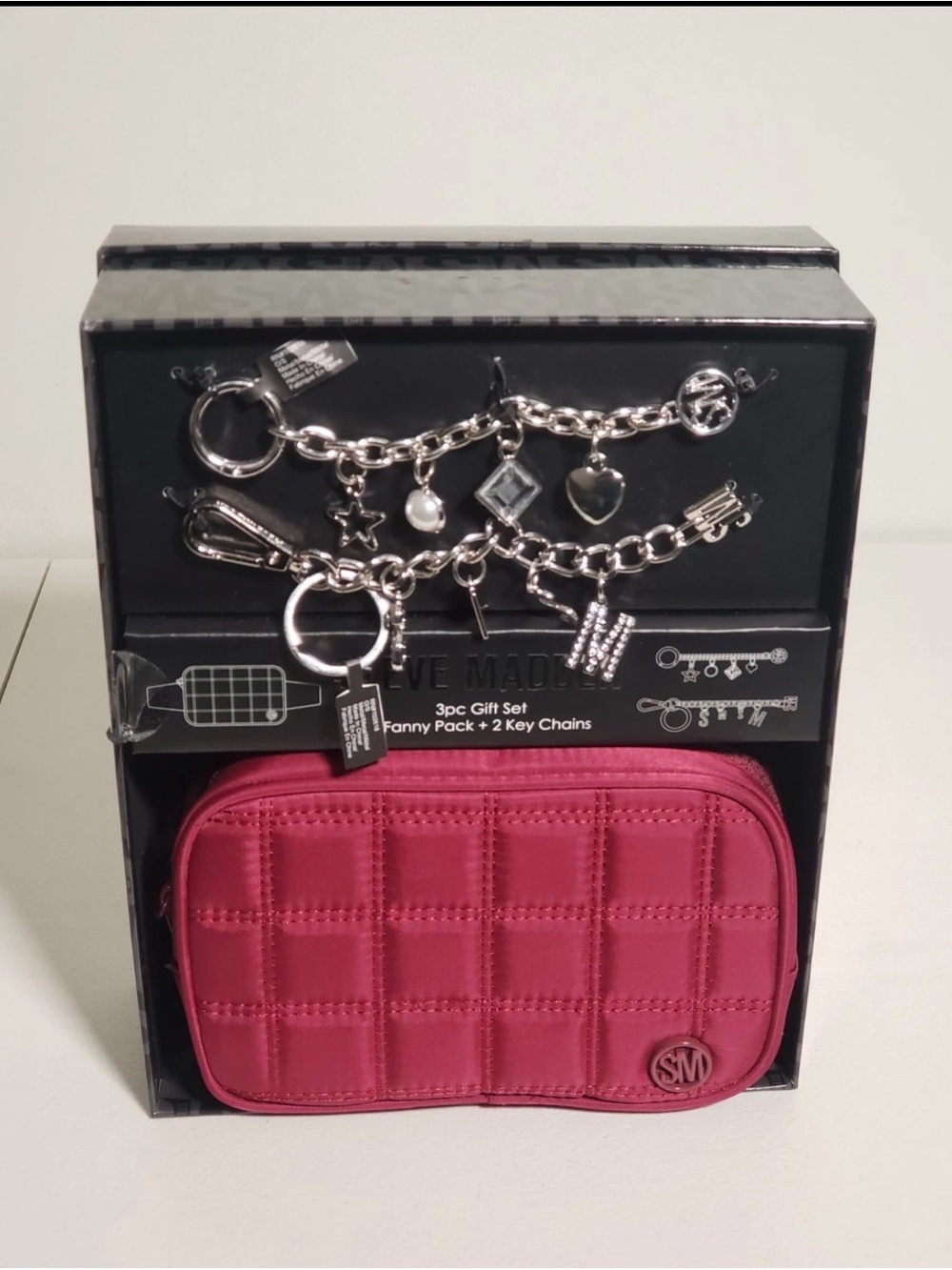 Steve Madden Gift Set Fanny Pack Belt Bag & 2 Bling Keychains